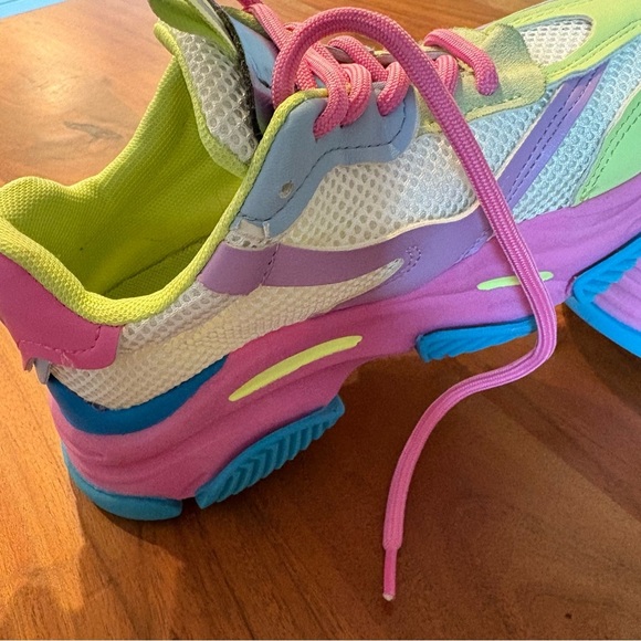 Steve Madden Jpossession Elevated Sneaker Athletic Shoe Youth Kids Size 1 - Picture 5 of 6